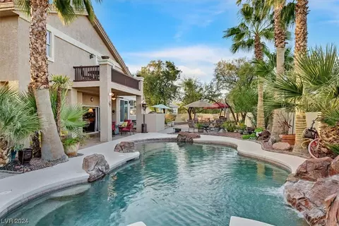 1023 Chanterelle Dr, Henderson, NV 89011