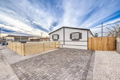 5998 Mount Mckinley Ave, Las Vegas, NV 89156