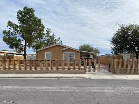 3412 Pinon Peak Dr, Las Vegas, NV 89115