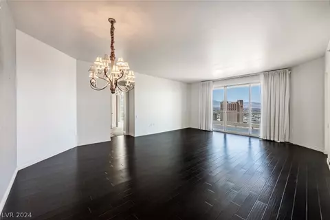 2777 Paradise Rd #3203, Las Vegas, NV 89109