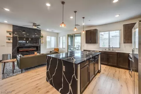 11563 Desert Hollow Ave, Las Vegas, NV 89138