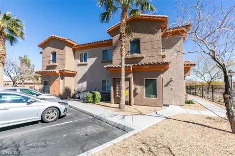 7701 W Robindale Rd #121, Las Vegas, NV 89113