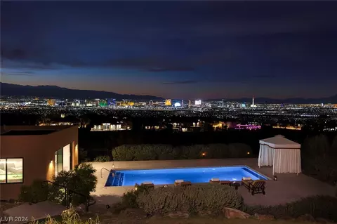 597 Saint Croix St, Henderson, NV 89012