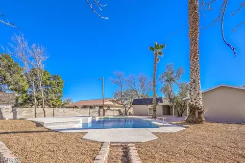 5378 W Lake Mead Blvd, Las Vegas, NV 89108