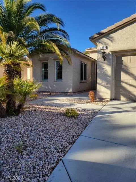4955 Momenti St, Las Vegas, NV 89135