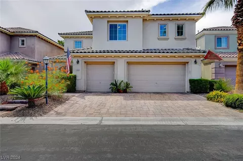 5569 Holcomb Bridge Ct, Las Vegas, NV 89149