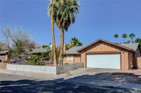 4649 Kristen Ln, Las Vegas, NV 89121