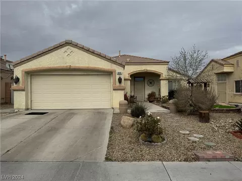 918 Pueblo Hills Ave, North Las Vegas, NV 89032