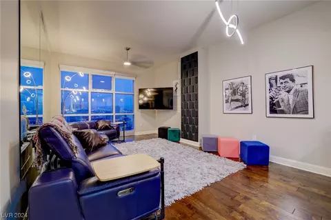 150 Las Vegas Blvd #2508, Las Vegas, NV 89101