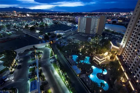 2700 Las Vegas Blvd #1802, Las Vegas, NV 89109