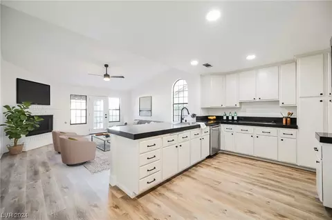 3927 Saddlewood Ct #NONE, Las Vegas, NV 89121
