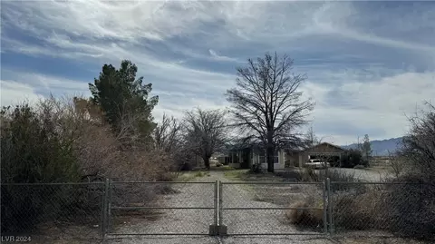 1901 W Vondell Dr, Pahrump, NV 89048