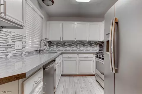 3125 Buffalo Dr #1099, Las Vegas, NV 89128