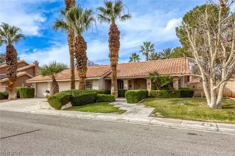 1024 Red Hollow Dr, North Las Vegas, NV 89031