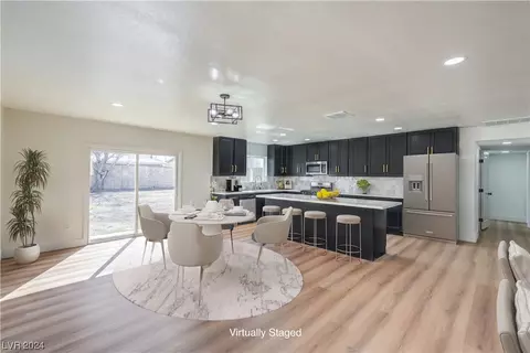 4425 Vegas Valley Dr, Las Vegas, NV 89121