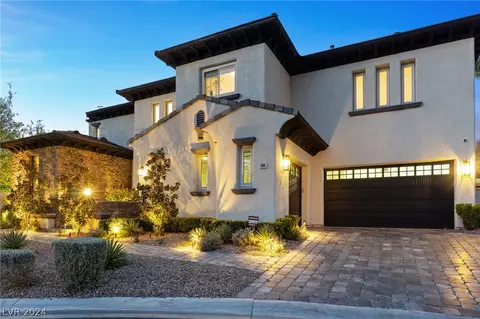 200 Luxaire Ct, Las Vegas, NV 89144