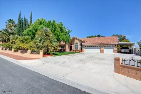 7280 Elkhorn Rd, Las Vegas, NV 89131