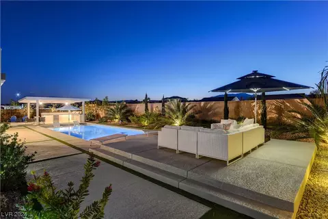 8231 Adante Ct, Las Vegas, NV 89113