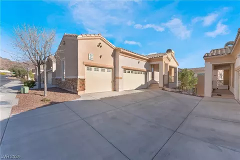 226 Morgyn Ln #4, Boulder City, NV 89005