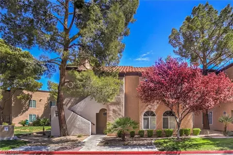 9325 W Desert Inn Rd #255, Las Vegas, NV 89117