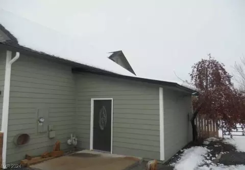 1526 Downs Dr, Minden, NV 89423 photo 3