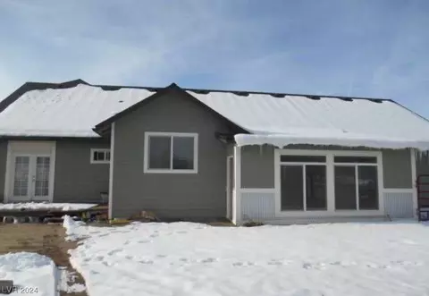 1526 Downs Dr, Minden, NV 89423 photo 2