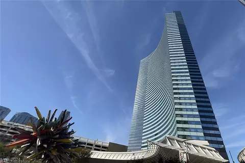 2600 W Harmon Ave #17039, Las Vegas, NV 89158