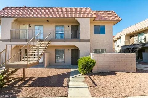 4300 N Lamont St #224, Las Vegas, NV 89115
