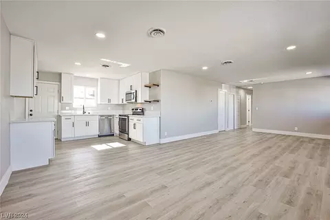 174 Fullerton Ave, Henderson, NV 89015