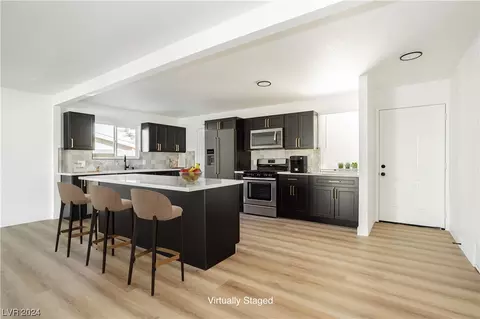 5228 Del Rey Ave, Las Vegas, NV 89146