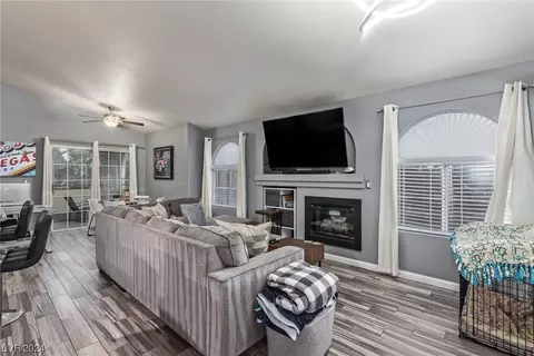 7950 W Flamingo Rd #2004, Las Vegas, NV 89147