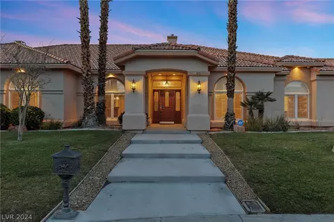 1600 Charles Lam Ct, Las Vegas, NV 89117