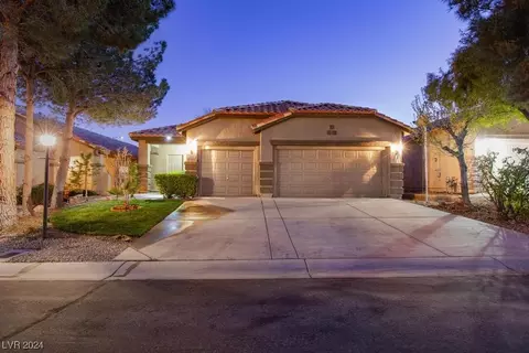 8085 Desert Cloud Ave, Las Vegas, NV 89131