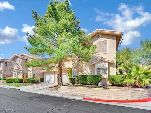 9326 Apache Springs Dr, Las Vegas, NV 89117