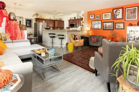 2050 Los Feliz St #184, Las Vegas, NV 89156