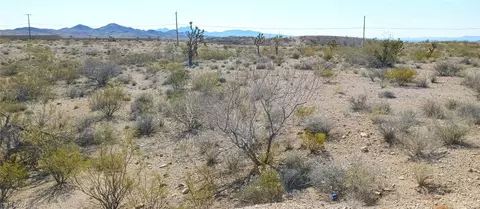 004 Encinitas, Searchlight, NV 89046