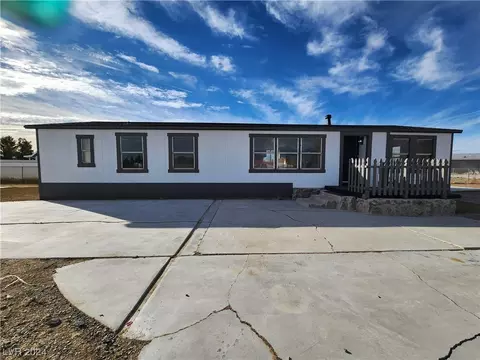 2550 W Prospector Ln, Pahrump, NV 89048