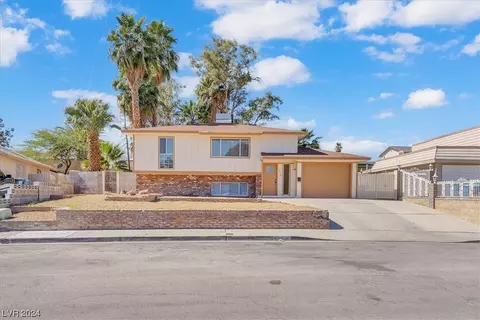3939 Ventura Way, Las Vegas, NV 89121