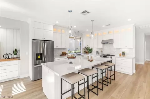 10525 Bambola Pl, Las Vegas, NV 89135