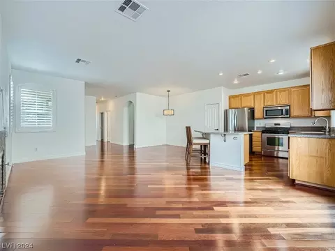 9116 Kings Town Ave #0, Las Vegas, NV 89145