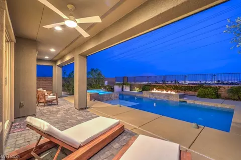 2760 Evolutionary Ln, Las Vegas, NV 89138