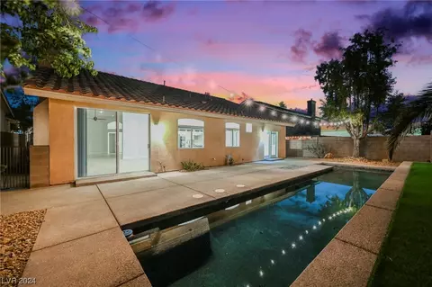 8717 Vista Ladera Ct, Las Vegas, NV 89147