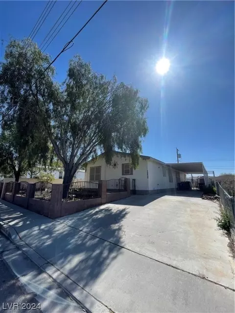 6245 E Carey Ave, Las Vegas, NV 89156