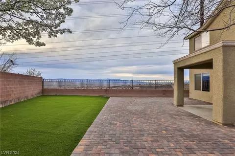 2645 Rimbaud St, Henderson, NV 89044