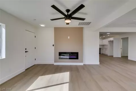 2824 Johannson Ln, Las Vegas, NV 89115
