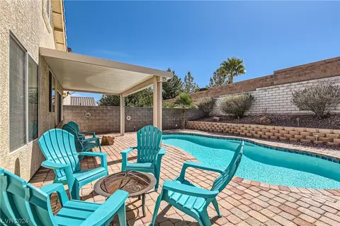 8593 Blowing Pines Dr, Las Vegas, NV 89143