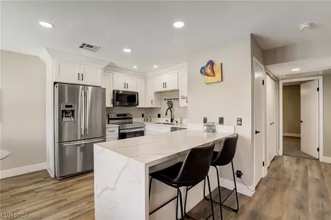 1309 Markwood Cir #201, Las Vegas, NV 89128