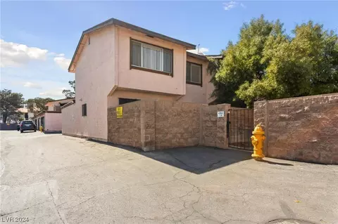 4363 Spencer St #1, Las Vegas, NV 89119