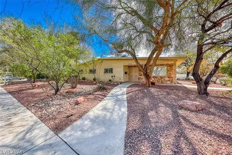 3021 Mason Ave, Las Vegas, NV 89102