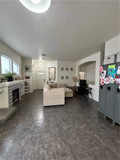 1973 Thunder Ridge Cir, Henderson, NV 89012